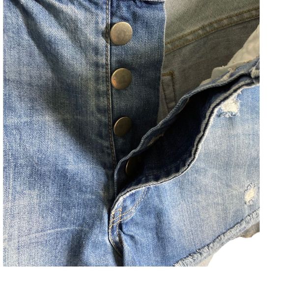 One Teaspoon Outlaw Distressed Raw Hem Denim Shorts Size 30 - Picture 3 of 7